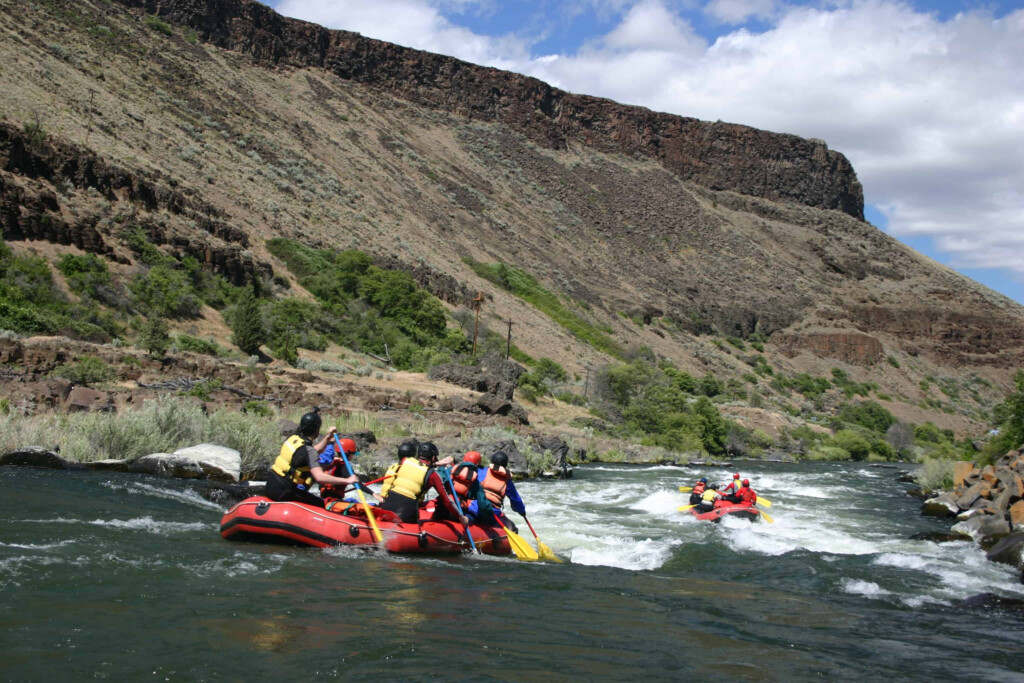 Deschutes River Rafting Kayaking Whitewater Guidebook